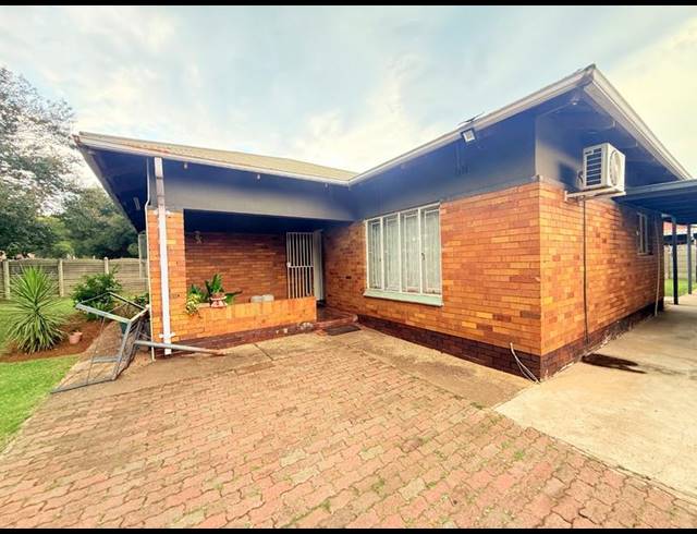 3 BEDROOM HOUSE FOR SALE IN VANDERBIJLPARK CW 6